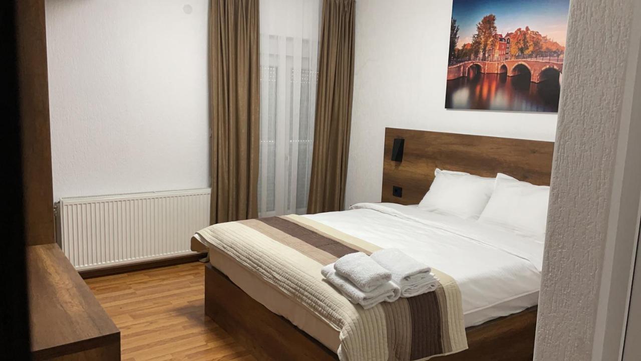 Bici Resort Dobrosin Екстер'єр фото