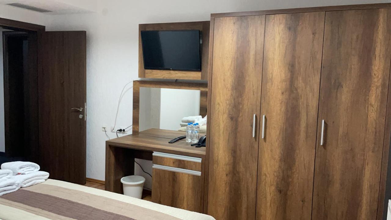 Bici Resort Dobrosin Екстер'єр фото